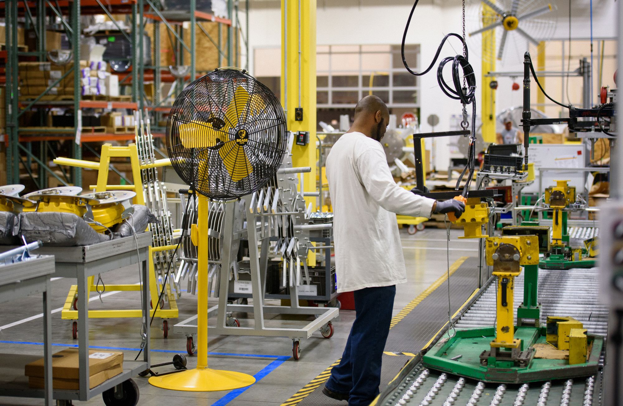 BIG ASS FANS Standard Duty Industrial Fan 30 In Blade Dia Variable Speeds 120 V AC 326VG9 F