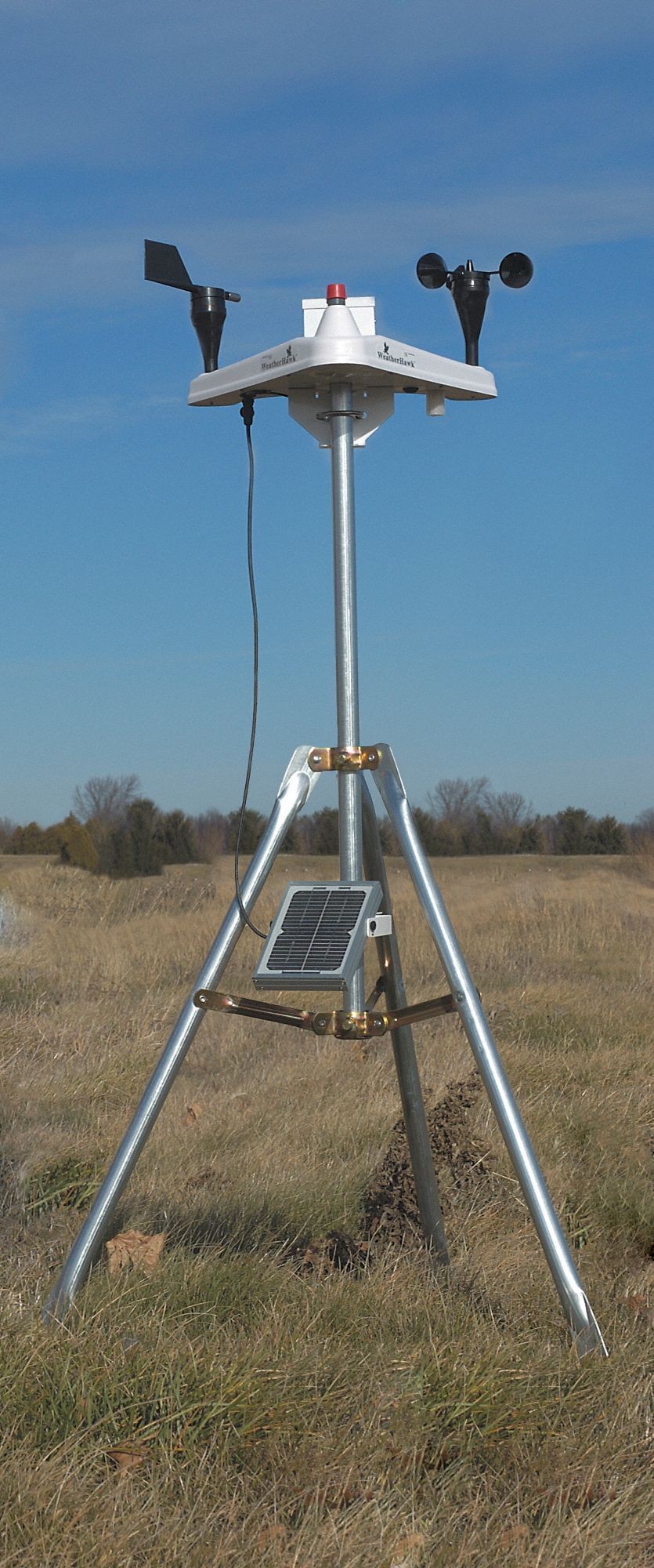 WEATHERHAWK Weather Station w/Anemometer, 40 to 122° Temp. Range (F