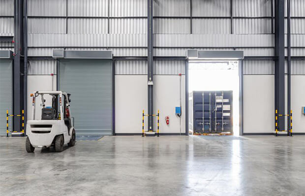 Getting the Most Out Of High-Ceiling Facilities With High-Speed Doors