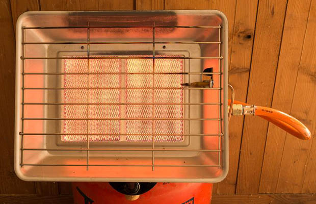 How to Pick the Right Portable Heater for Your Workspace