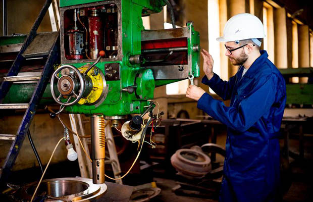 Outsourcing Some Equipment Maintenance
Can Reduce Downtime