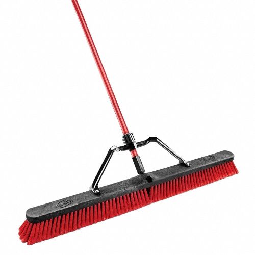 Broom w/Handle and Brace 36 Block