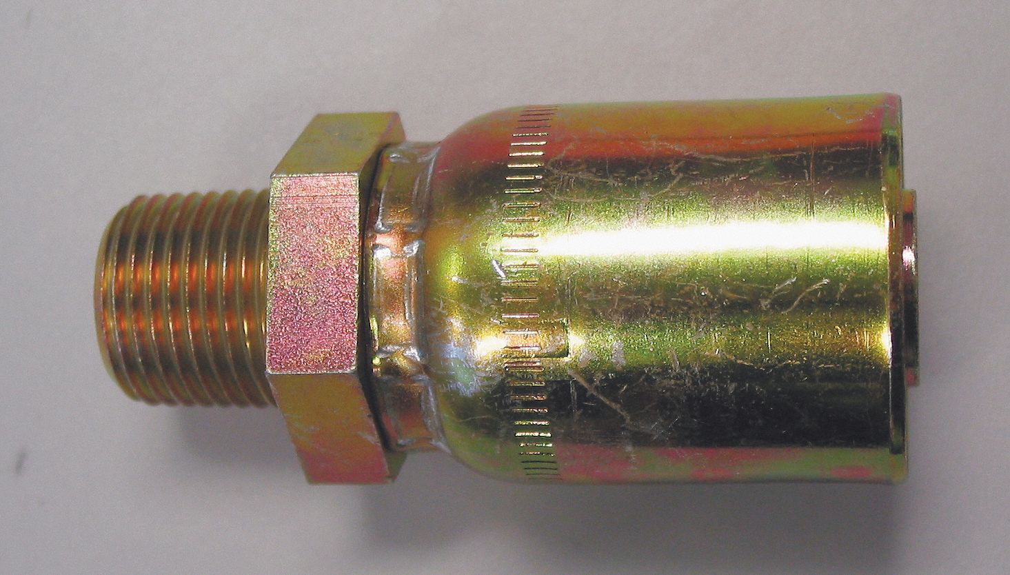 RAC DE TUY HYDR,PERMANENT,CANNELÉ,SERTI,DROIT,RIGIDE,MÂLE,1/2POS-14,3/4 PO,AC