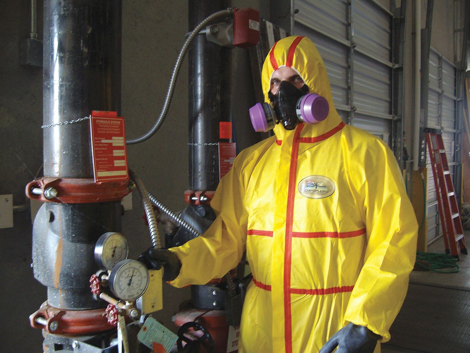 COVERALL,HOODED,ELASTIC FACE/WRIST,OPEN ANKLE,ZIPPER,TAPED SEAMS,YLW, SZ XXL, ENVIROGUARD CHEMSPLASH