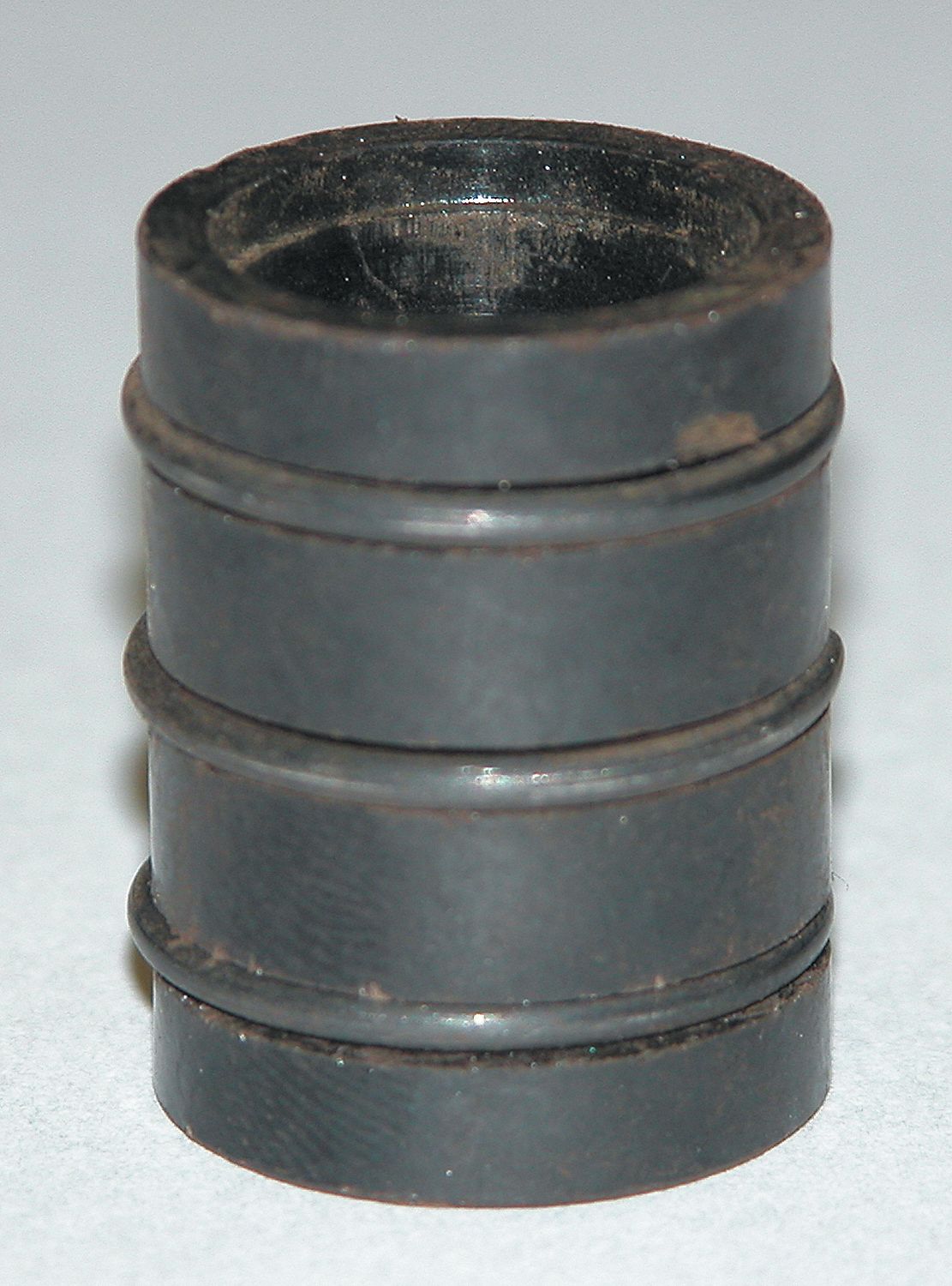 NOZZLE INSULATOR, TWECO, FOR #4 MIG GUNS, THREADED, PLASTIC