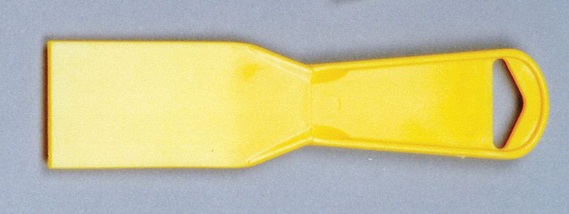 2 Plastic Putty Knife