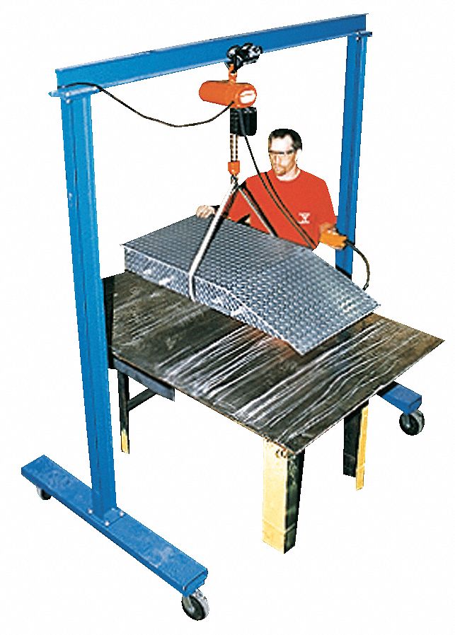 CRANE GANTRY STEEL PORTABLE 600 LBS