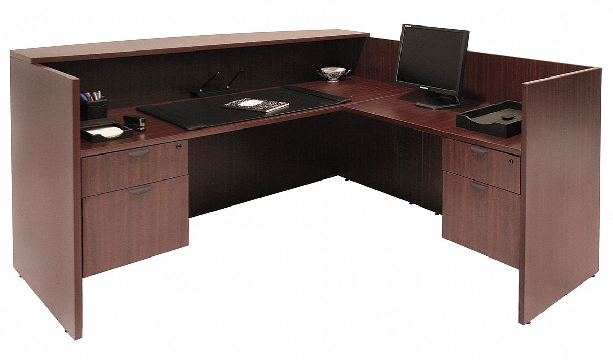 12U512 - Reception Desk 71x42x82 In Mahogany
