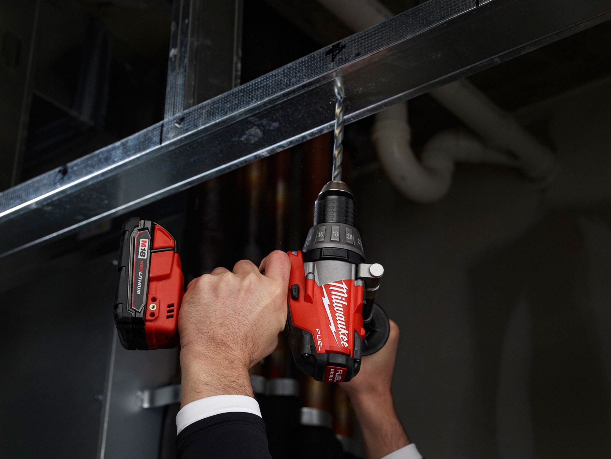 MILWAUKEE Cordless Drill/Driver Kit, 18.0V, 1/2in. 7DC44260322CT 48