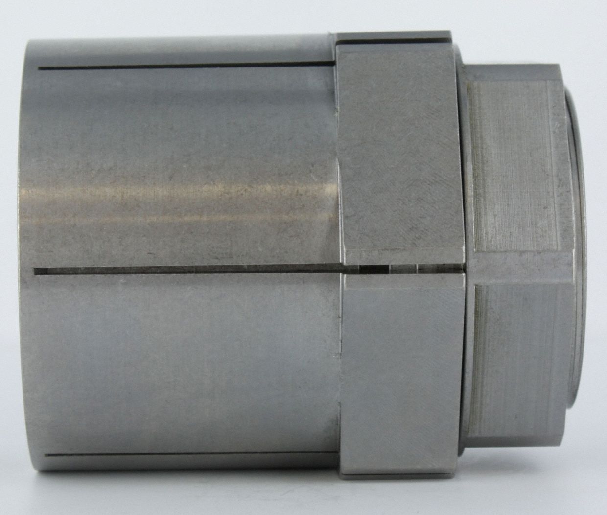 FENNER DRIVES Keyless Bushing For 1 15/16 in Shaft Dia, 2 7/8 in OD, 3