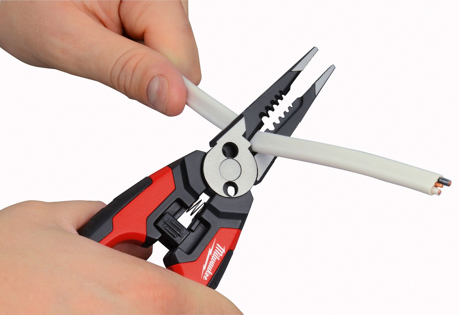 MILWAUKEE Needle Nose Plier, 71/2 in., Smooth 13L33248223069