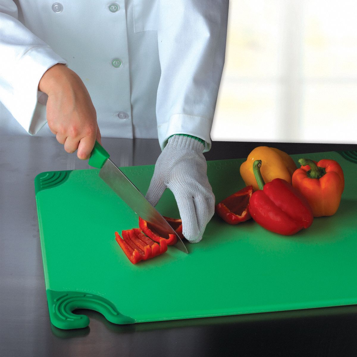 SAN JAMAR Cutting Board, CoPolymer, Green, 18 in Length, 24 in Width