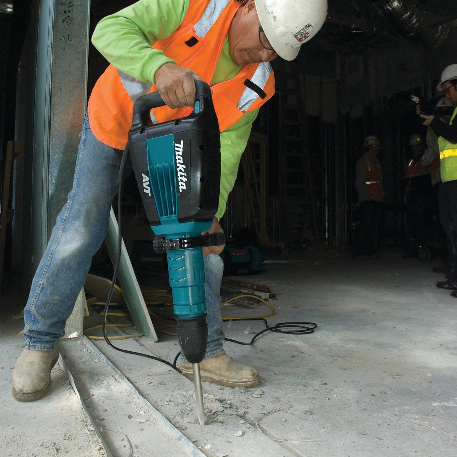 MAKITA Demolition Hammer Kit Corded, Chipper, SDSMax, 19 ftlbf