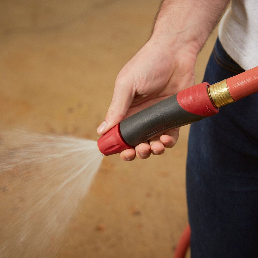 NELSON Water Nozzle 200 psi Max. Pressure, Twist, GHT, Die Cast Zinc