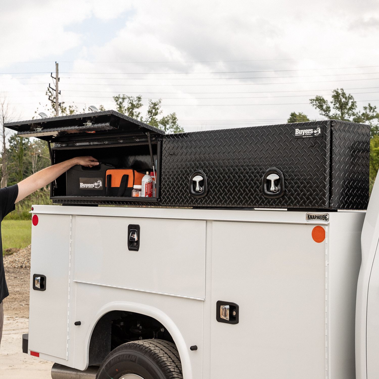 Topside Truck Box: Topside Truck Box, Double Flip-Up Doors Lid, T-Handle Compression