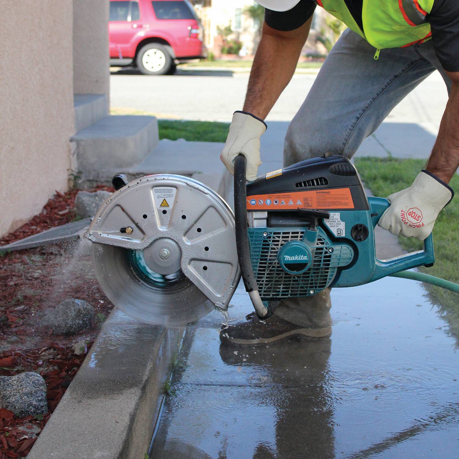 MAKITA Concrete, Masonry, Wet/Dry Cutting Type, Concrete Saw, 14 in