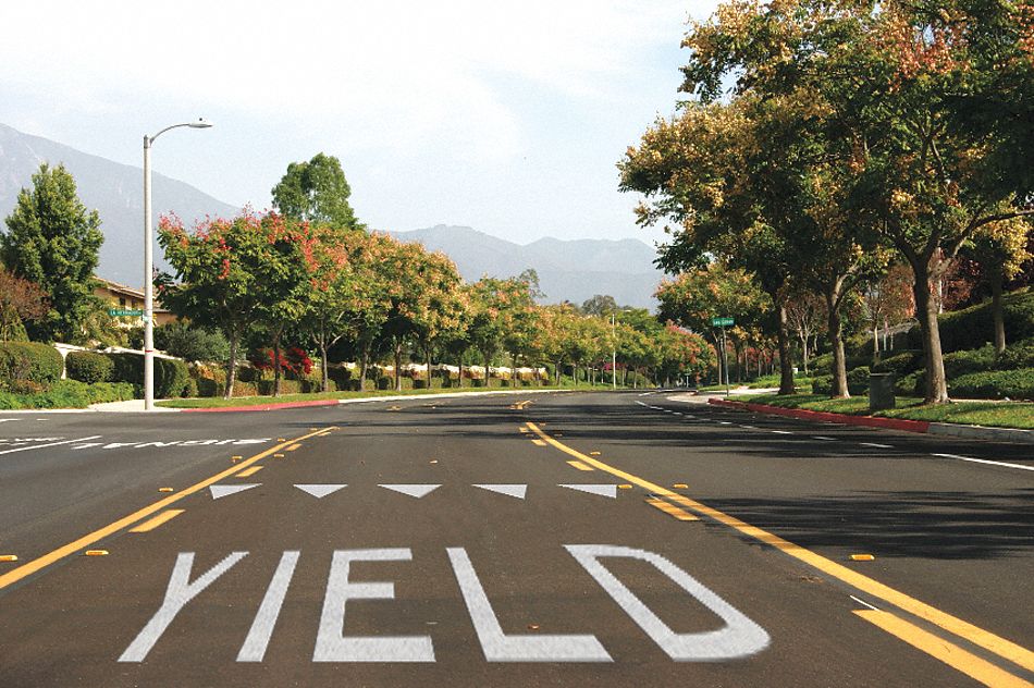 RAE Preformed Thermoplastic Pavement Markings Shark Teeth Yield