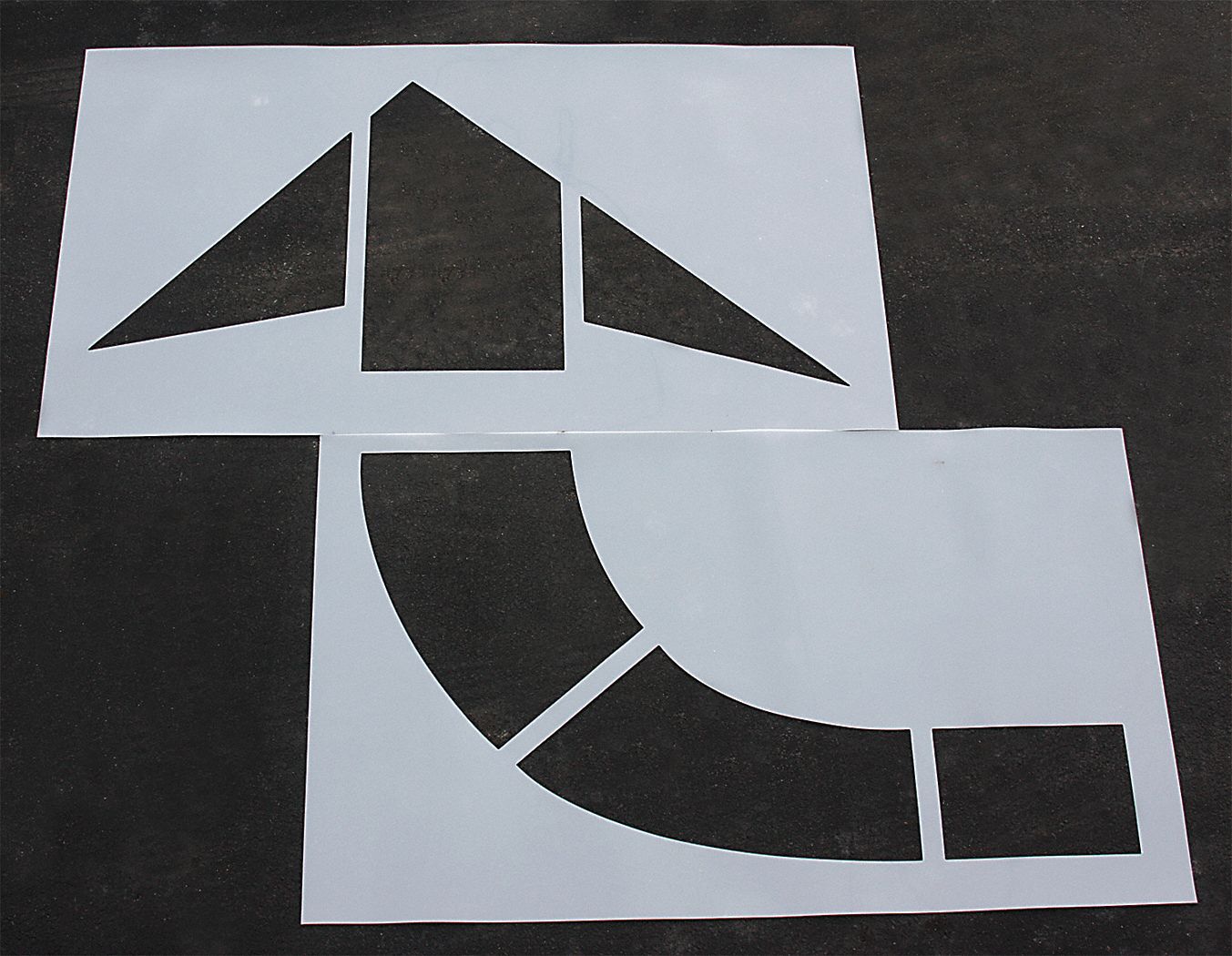Individual Stencil: Arrow, 96 in Overall Wd, 108 in Overall Ht, 0.063 in Thick, Polyethylene