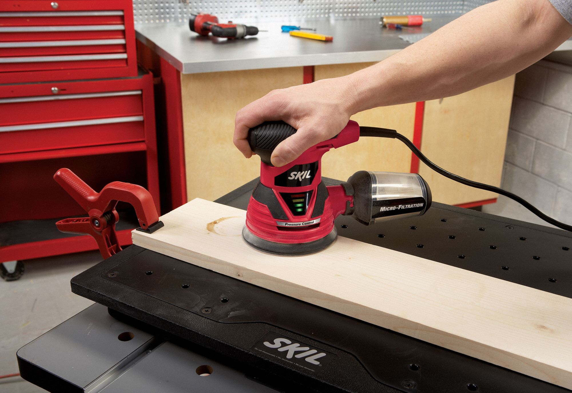 SKIL Random Orbital Sander, Corded, HookandLoop, 5 in Pad Size, 2.8 Amps, Single Speed Type