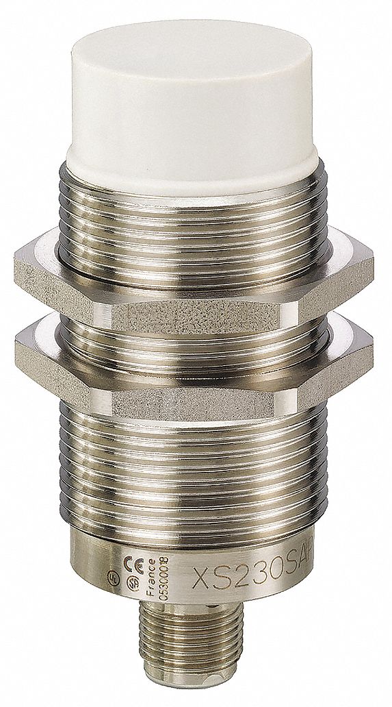 Inductive Cylindrical Proximity Sensor: Built-in Connector, Unshielded, NO