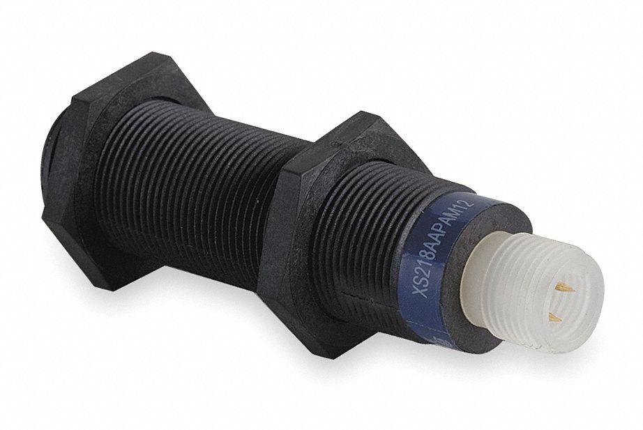 Inductive Cylindrical Proximity Sensor: Built-in Connector, Unshielded, PNP