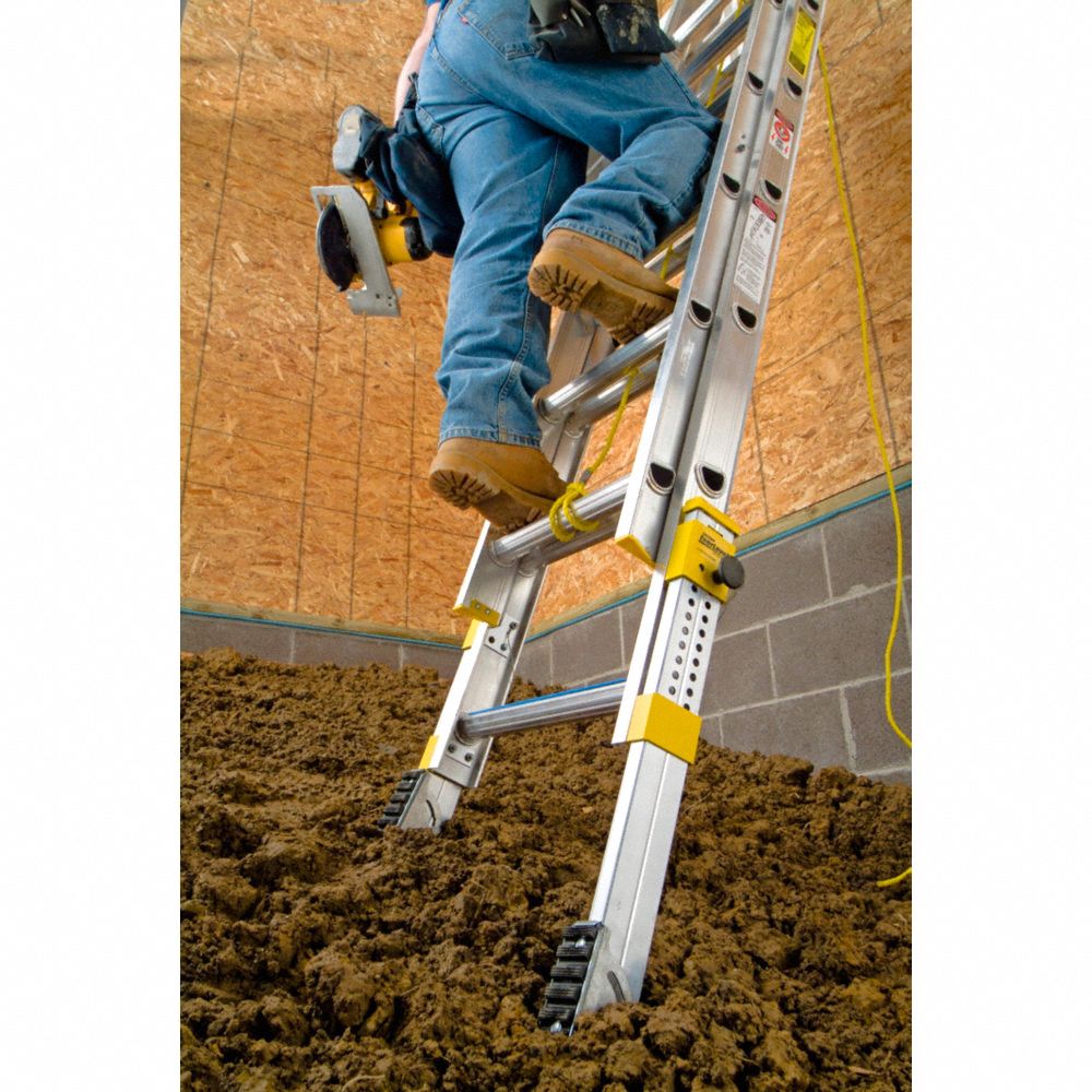 WERNER Extension Ladder 24 ft Industry Ladder Size, 21 ft Extended