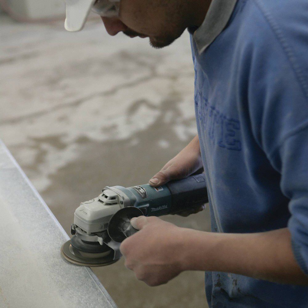 MAKITA Angle Grinder 13 A, 10,500 RPM Max. Speed, Slide, Adj Guard