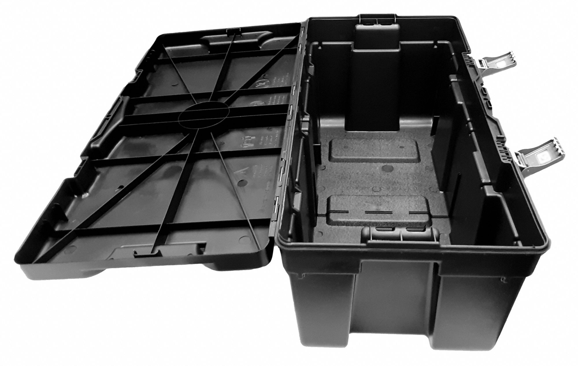 J TERENCE THOMPSON Storage Trunk 26.92 gal, 32 1/2 in x 15 3/4 in x 13