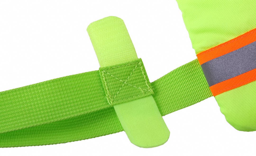 CHILLITS BY ERGODYNE Hydration Pack 70 oz/2 L, High Visibility Lime