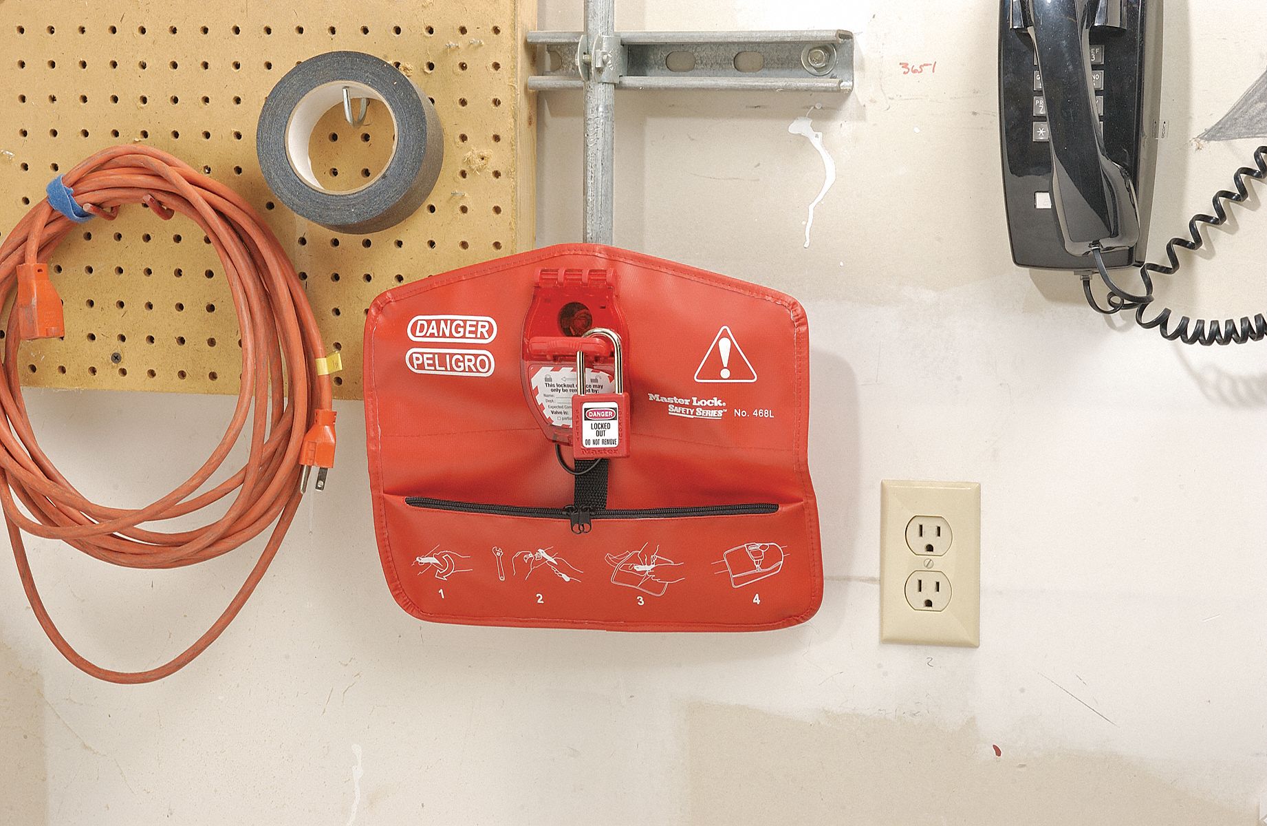 MASTER LOCK Ball Valve Lockout, PVC/HDPE, Red 1TDA9468L Grainger