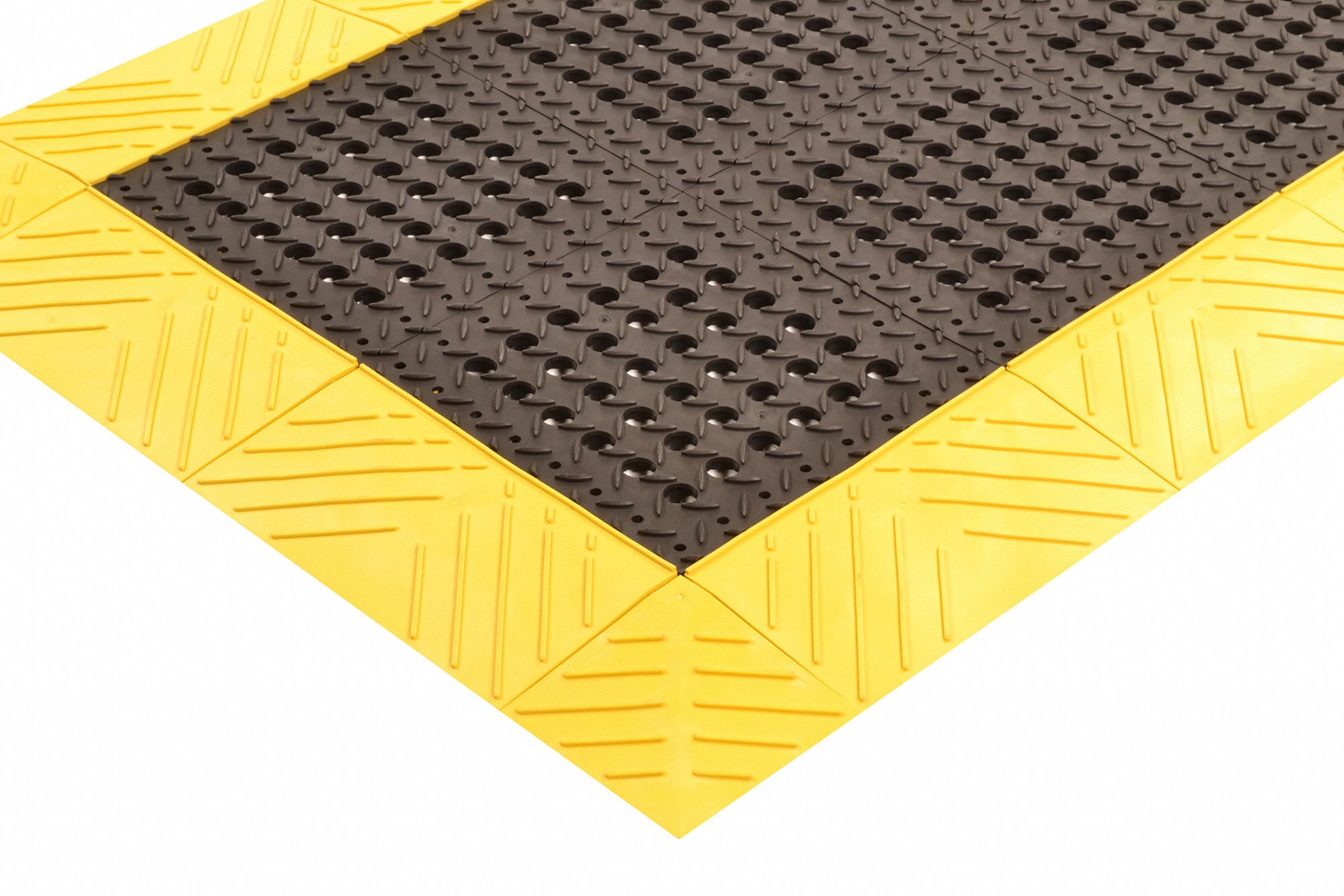 NOTRAX Interlocking Drainage Mat 3 ft x 5 ft, 1 in Thick, Diamond