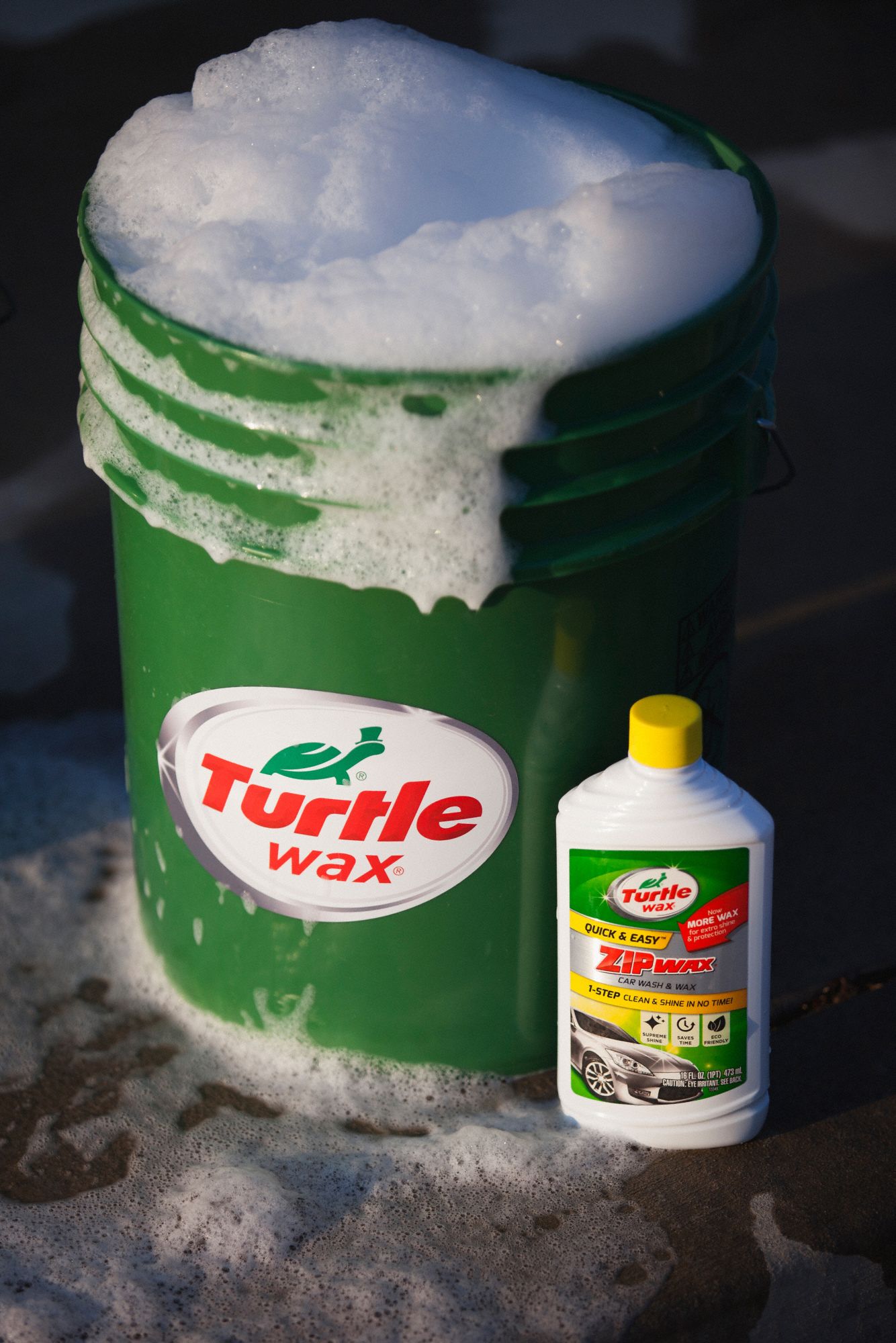 TURTLE WAX Car Wash and Wax, 64 oz., Bottle, Blue 1UEP8T79 Grainger