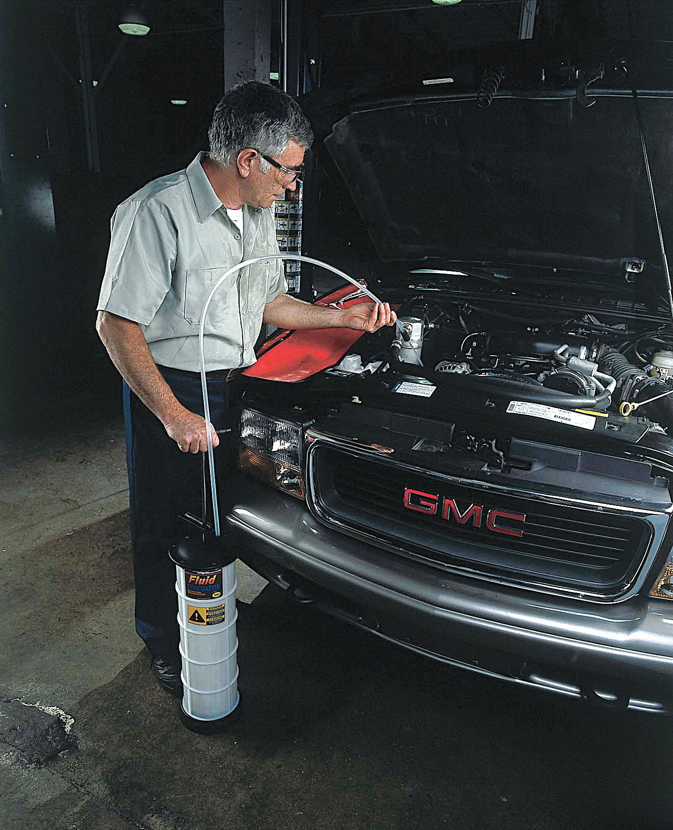 MITYVAC Fluid Evacuator Manual, 1.9 gal Reservoir Capacity 1XGR9