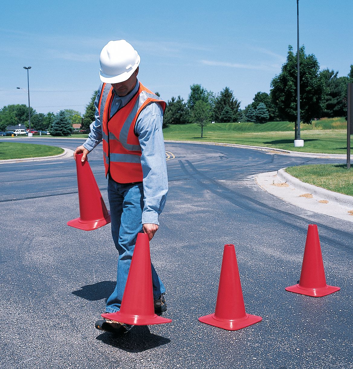 GRAINGER APPROVED Traffic Cone, 18 in Cone Height, Red, Polyethylene