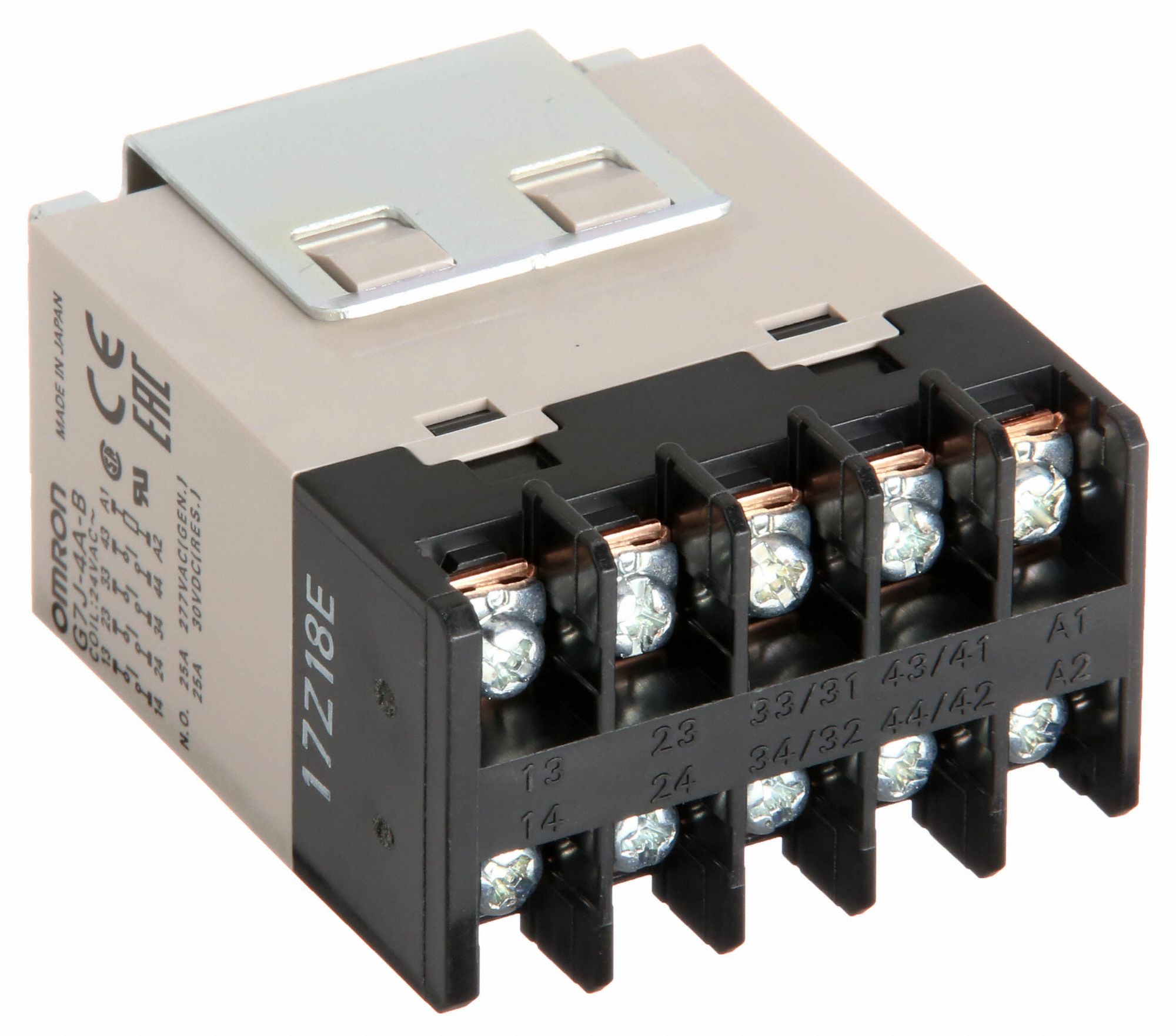 OMRON Enclosed Power Relay 10 Pins Relay, 4PSTNO, 24V AC, Screw