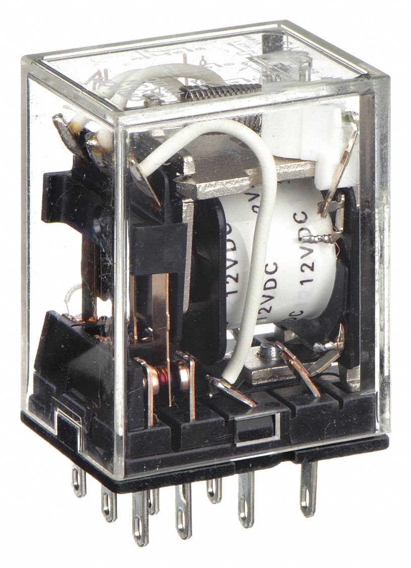 RELAIS PLUG-IN DEL 3PDT 12VDC V BOB