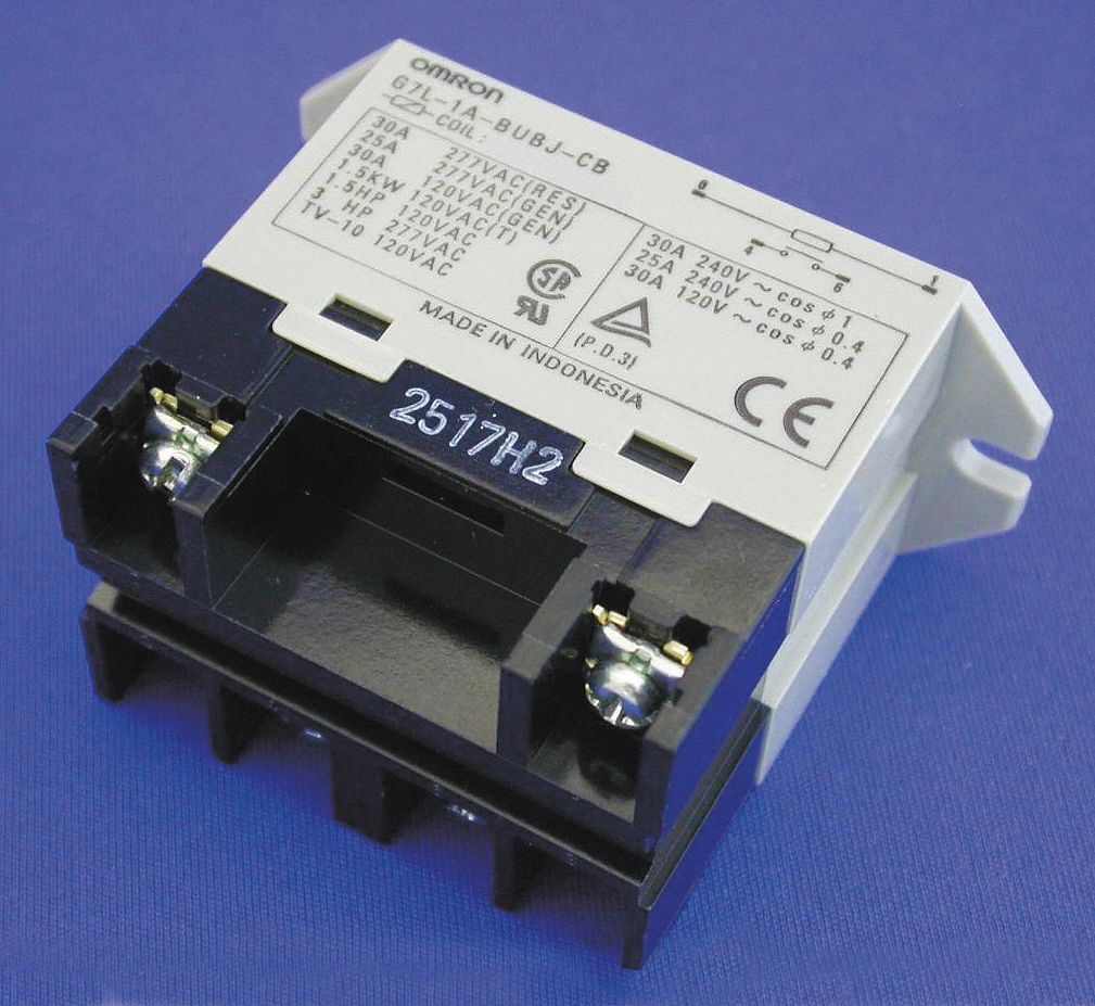 H8133 EnclosedPower Relay 24VDC SPST-NO 4Pin