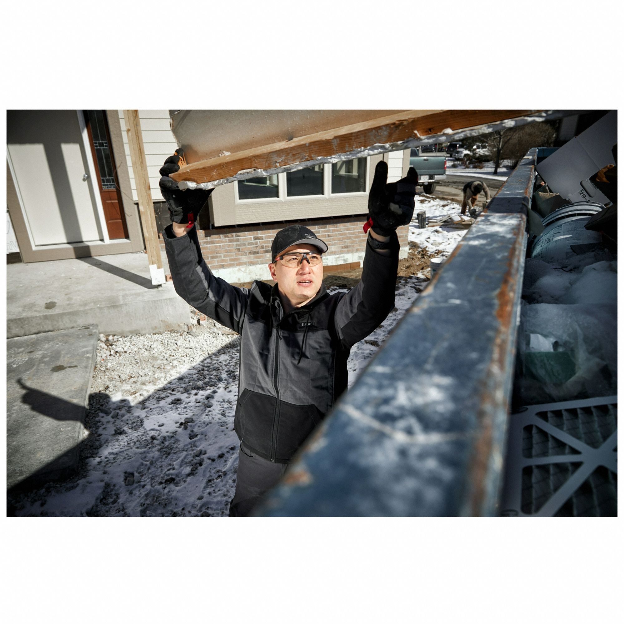 MILWAUKEE Heated Jacket Unisex, 3XL, Gray, Up to 12 hr, 50 in Max