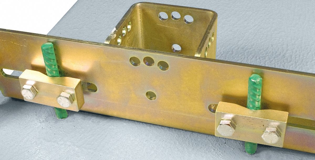 300FT System Workers