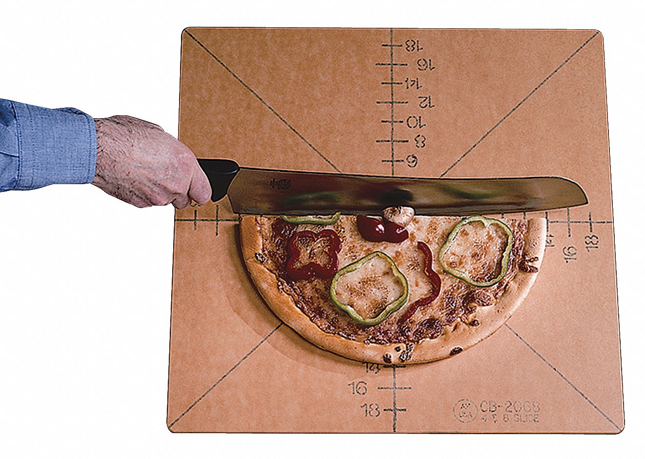 AMERICAN METALCRAFT Pizza Cutting Board 20 in Lg, 20 in Wd, 1/4 in