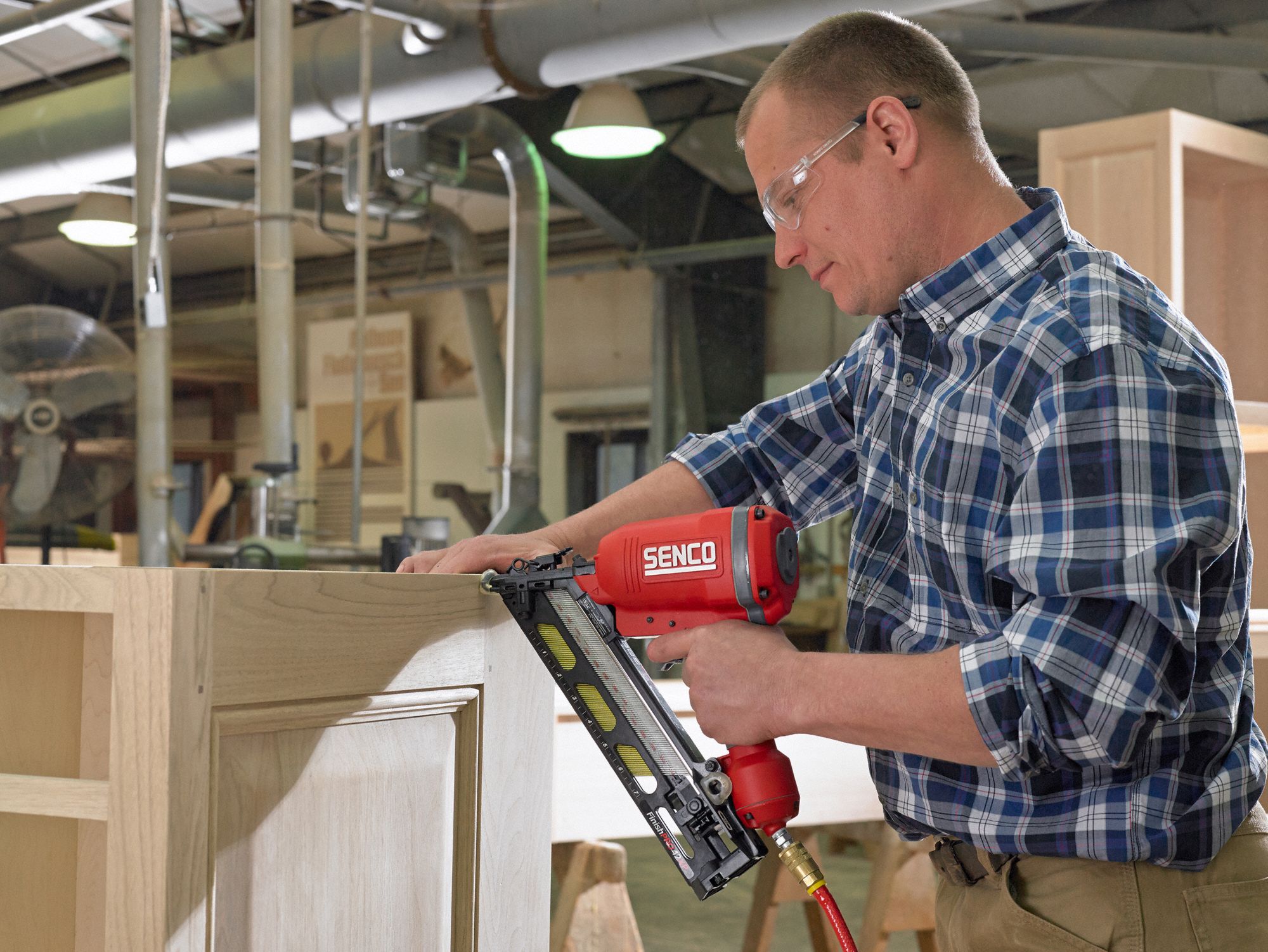 SENCO Nail Gun Finish, 34°, Glue, Sequential, For 15 ga Nail Gauge, 1/4 in NPT, Strip Collation