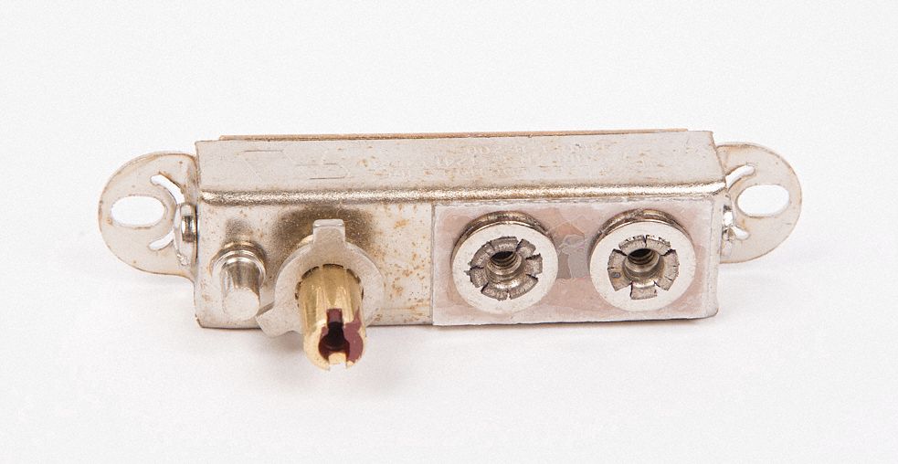 Thermostat: Fits APW Wyott Brand, For HL-10H/HL-12/HL-5/HL-6/HL-6.5/HL-7/HL-8/HL-9