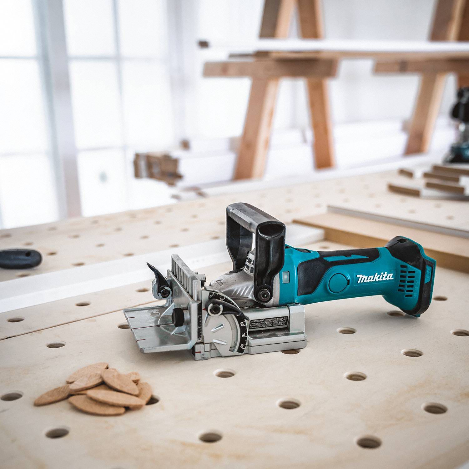 MAKITA Cordless Biscuit Joiner Bare Tool, 18V LXT, 3/4 in Max. Cutting