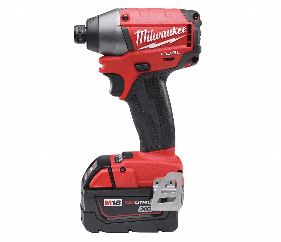 MILWAUKEE Kit de Atornillador de Impacto, Recta, 1/4", 1/4", 3600, Sí