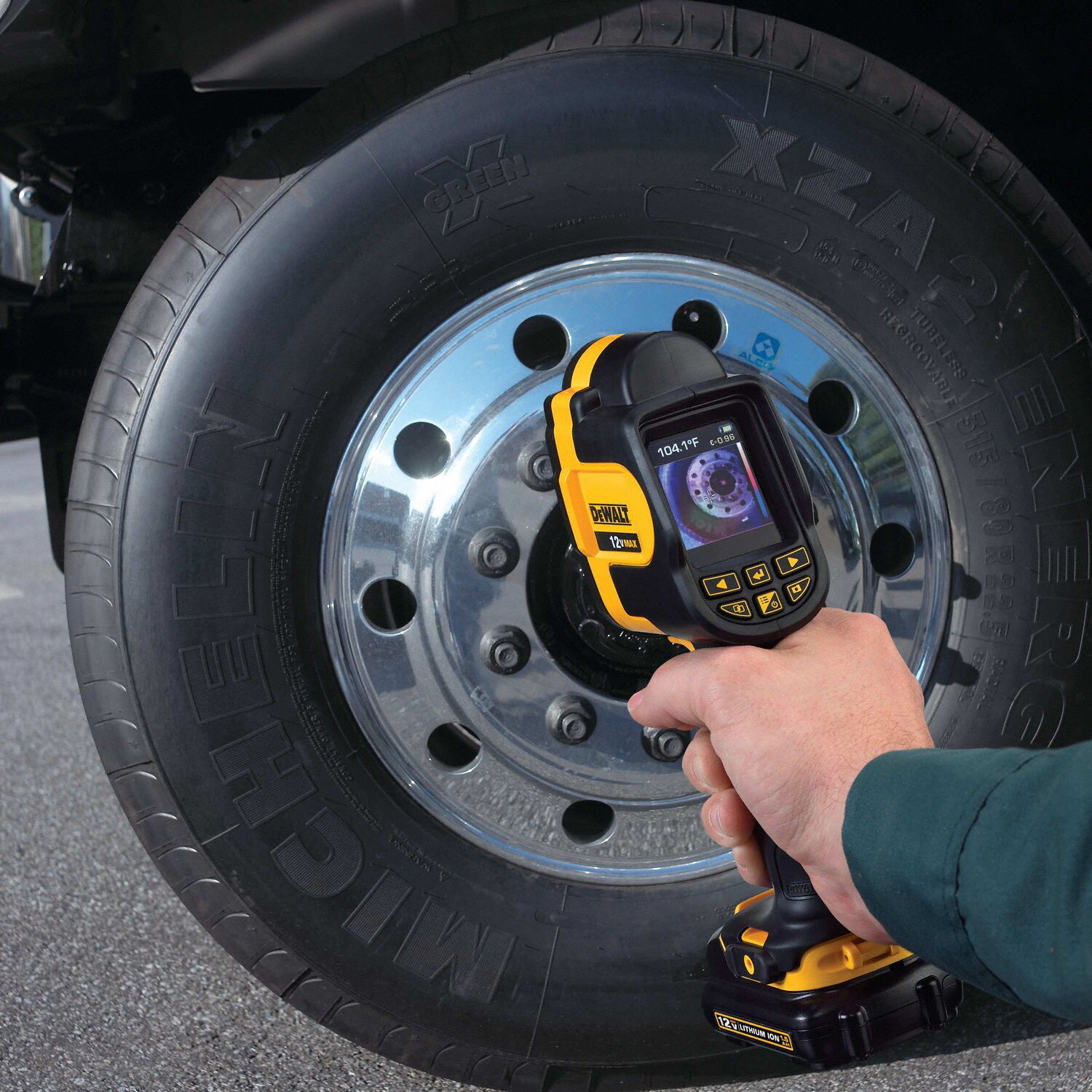 DEWALT Infrared Camera, 15 x 15 Pixels, 14° to 480° 24T875DCT416S1