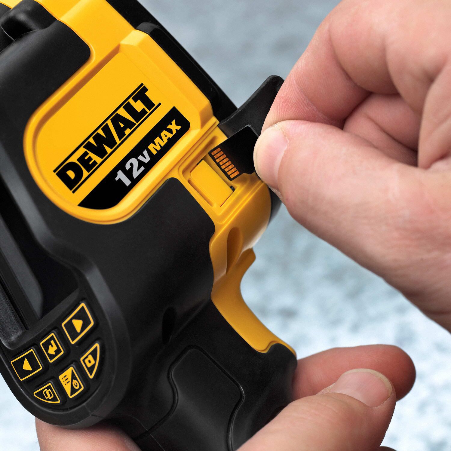 DEWALT Infrared Camera, 15 x 15 Pixels, 14° to 480° 24T875DCT416S1
