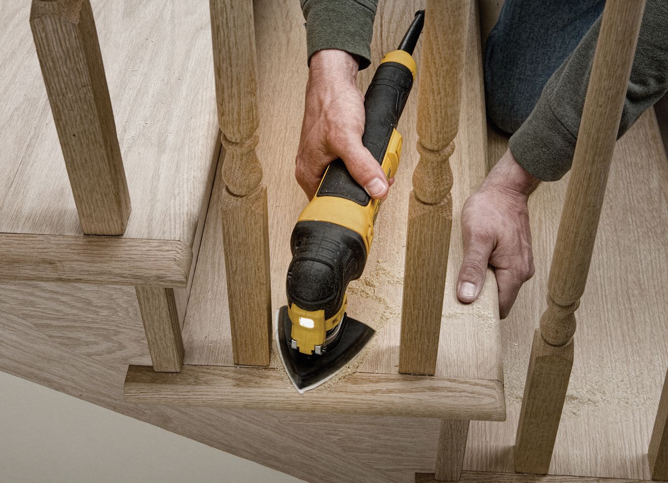 DEWALT Oscillating Tool Kit 0 to 22,000, 3.2° Oscillation Angle, 3 A Current, 13 in Tool Lg