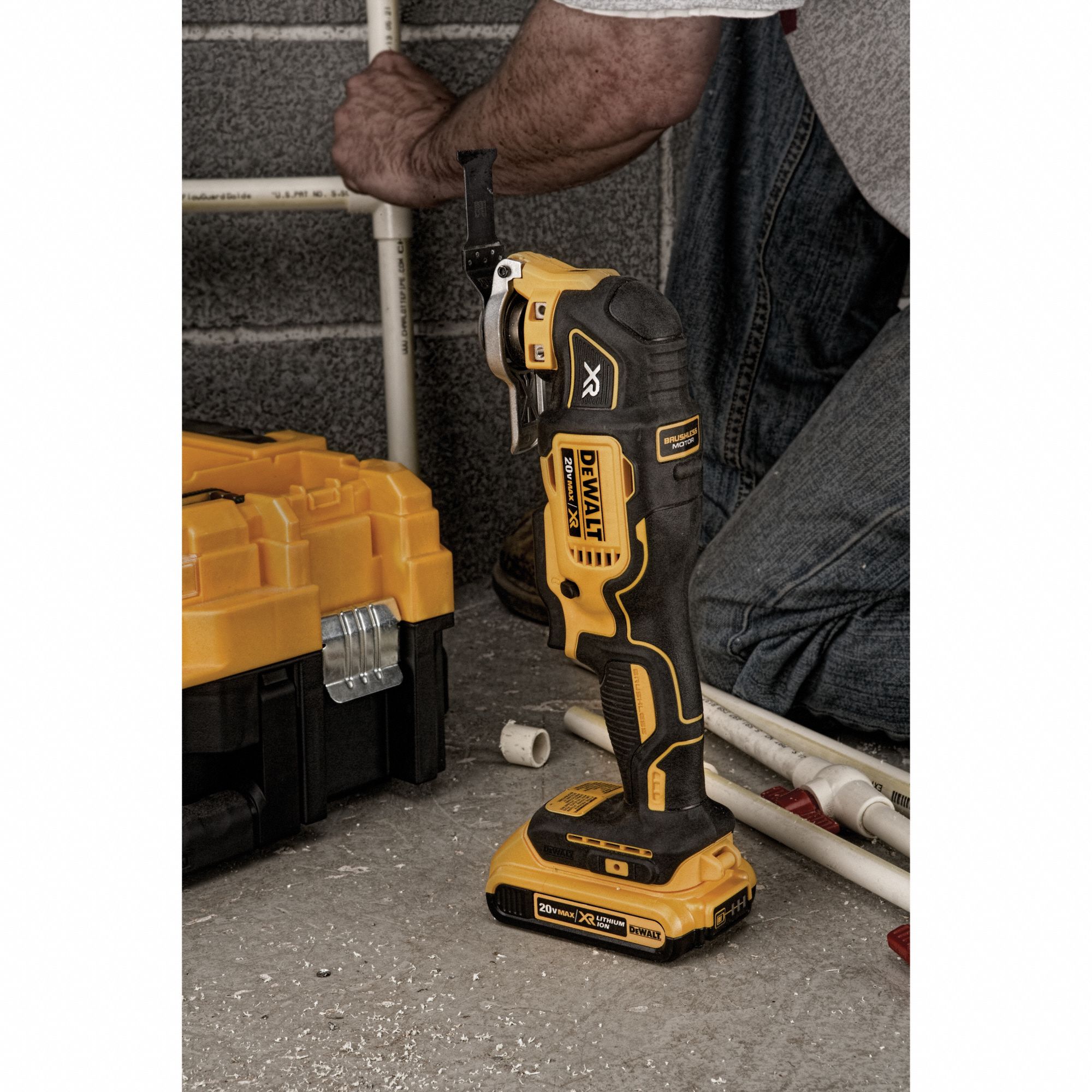 DEWALT Oscillating MultiTool, 20.0 25DU81DCS355B Grainger