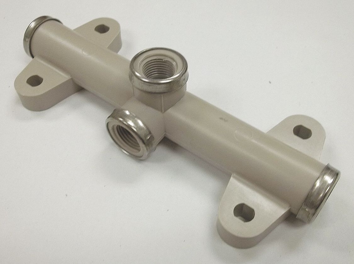 Compact Outlet Manifold