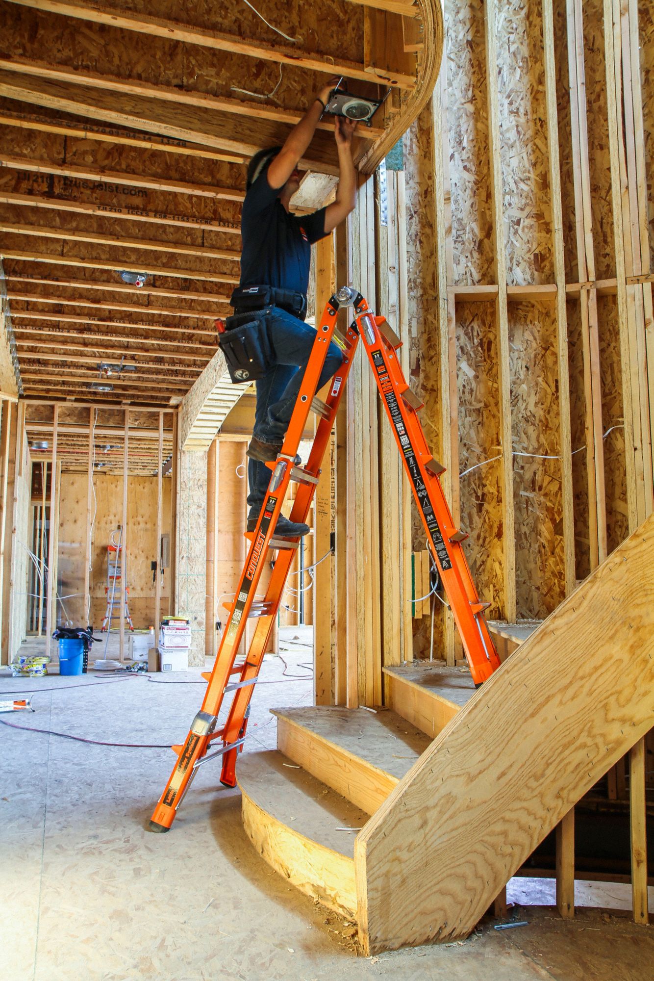 LITTLE GIANT 17 ft Fiberglass Multipurpose Ladder, 300 lb Load Capacity